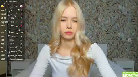 Snapshot of eshcka chatting on 06-30-26, 05:08 Megan and Brad online show from 06-30-26, 05:08