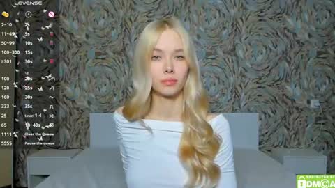Snapshot of eshcka chatting on 07-18-26, 05:11 Megan and Brad online show from 07-18-26, 05:11