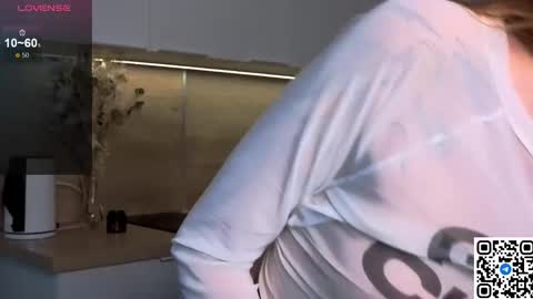 EshleGreen online show from 03-10-26, 03:06