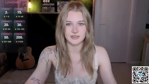 EshleGreen online show from 05-24-26, 03:28