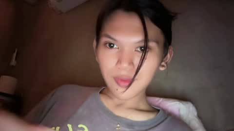 Chelliane online show from 05-28-26, 05:49