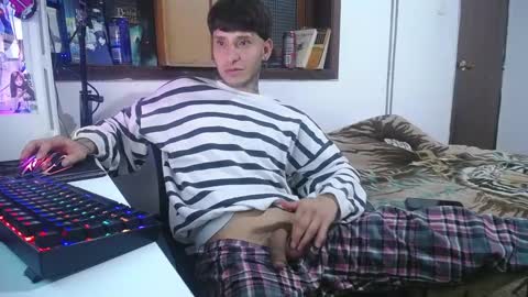 Esteban online show from 12-14-24, 04:23