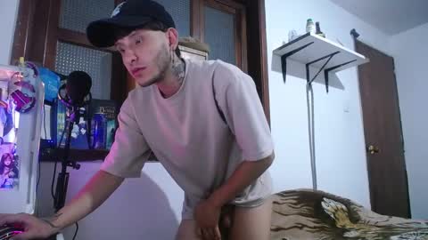 Esteban online show from 12-19-24, 02:45