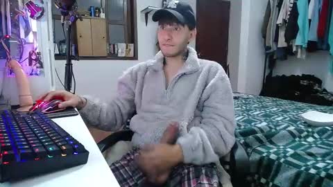 Esteban online show from 01-21-25, 05:38