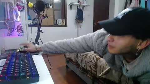 Esteban online show from 01-24-25, 03:00