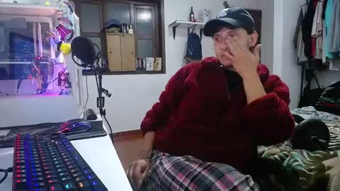 Esteban online show from 01-25-25, 06:12