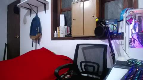 Esteban online show from 02-15-25, 09:16