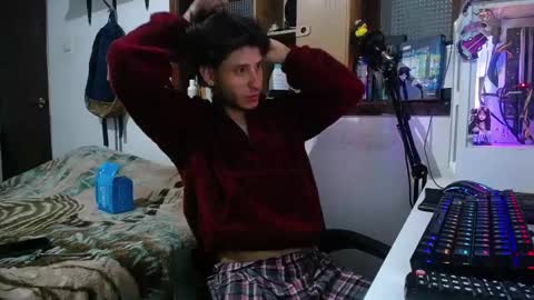 Esteban online show from 03-04-25, 06:26