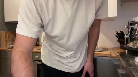 Snapshot of eskp chatting on 10-20-25, 04:40 eskp online show from 10-20-25, 04:40