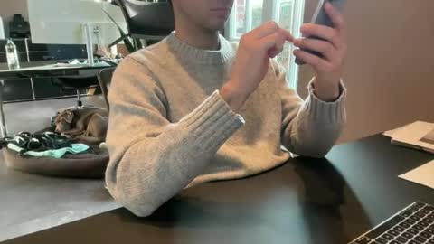 Snapshot of eskp chatting on 11-21-25, 09:19 eskp online show from 11-21-25, 09:19