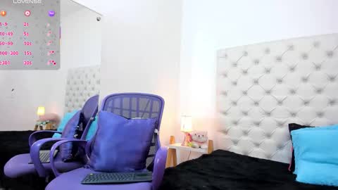 esmeralda  online show from 02-21-26, 02:51