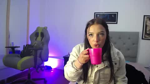 Perla online show from 11-01-25, 11:40