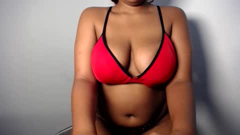 Esme online show from 05-16-26, 12:26
