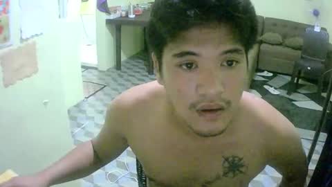 Snapshot of esoteric061299 chatting on 11-28-25, 05:15 esoteric061299 online show from 11-28-25, 05:15