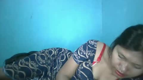 Snapshot of especialgirl_28 chatting on 09-10-25, 05:13 especialgirl_28 online show from 09-10-25, 05:13