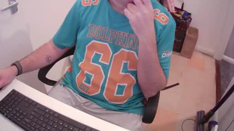 Snapshot of essex_wild chatting on 01-01-25, 09:20 Morph online show from 01-01-25, 09:20