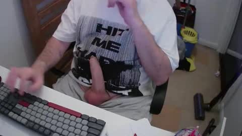 Snapshot of essex_wild chatting on 10-27-25, 09:30 Morph online show from 10-27-25, 09:30