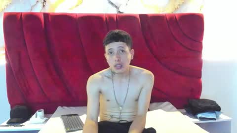 ESTEBAN online show from 01-08-26, 07:49