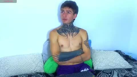 Esteban independent model online show from 07-10-26, 04:31