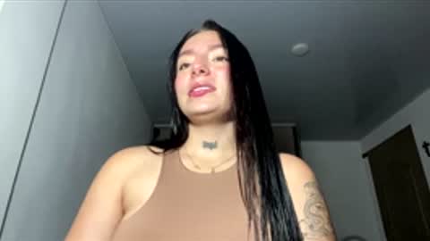 Snapshot of estefa1 chatting on 04-21-26, 04:45 estefa1 online show from 04-21-26, 04:45