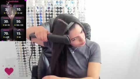 Snapshot of estefanii_r chatting on 03-02-26, 01:07 Estefanii R online show from 03-02-26, 01:07