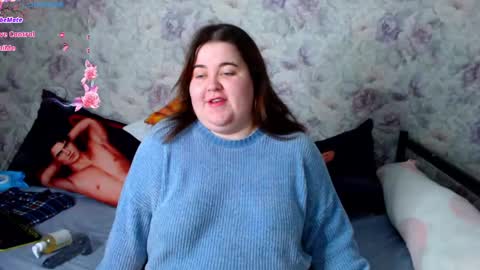 Snapshot of estelle_hicks chatting on 12-07-24, 06:15 estelle_hicks online show from 12-07-24, 06:15