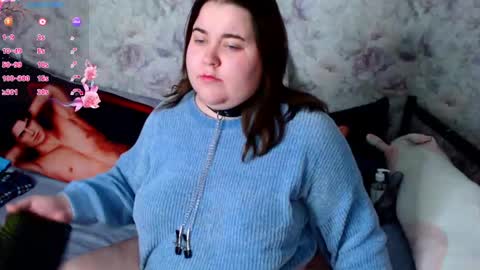 Snapshot of estelle_hicks chatting on 12-09-24, 06:46 estelle_hicks online show from 12-09-24, 06:46