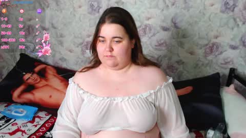 Snapshot of estelle_hicks chatting on 12-20-24, 09:06 estelle_hicks online show from 12-20-24, 09:06