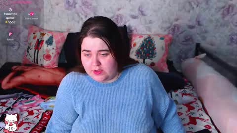Snapshot of estelle_hicks chatting on 02-05-25, 06:15 estelle_hicks online show from 02-05-25, 06:15