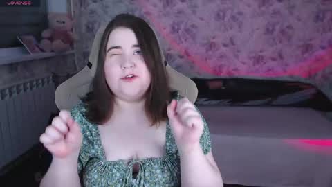 Snapshot of estelle_hicks chatting on 05-10-26, 07:08 estelle_hicks online show from 05-10-26, 07:08