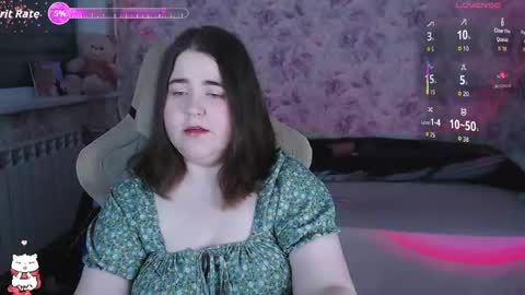 Snapshot of estelle_hicks chatting on 05-12-26, 07:00 estelle_hicks online show from 05-12-26, 07:00