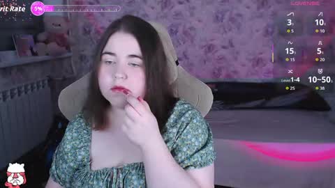 Snapshot of estelle_hicks chatting on 05-16-26, 07:01 estelle_hicks online show from 05-16-26, 07:01
