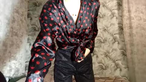 Snapshot of estellekirbo chatting on 02-14-26, 04:26 estellekirbo online show from 02-14-26, 04:26