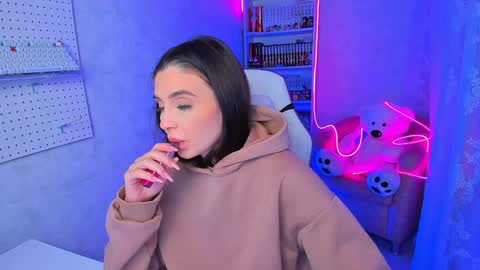 Ester online show from 12-07-24, 11:23