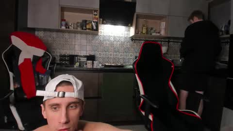 LOUIS online show from 02-11-26, 11:10