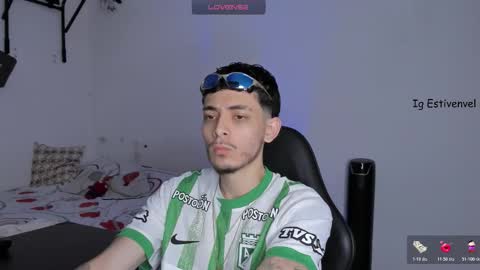 estivenvel online show from 10-27-25, 02:54