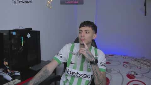 estivenvel online show from 03-10-26, 11:10