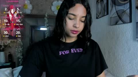 Snapshot of estrellaa_11 chatting on 03-30-26, 12:39 estrellaa_11 online show from 03-30-26, 12:39