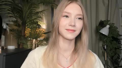 Natalie online show from 11-21-25, 05:39