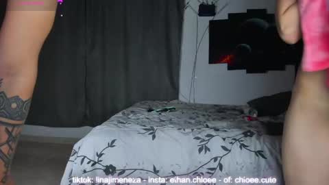 Snapshot of ethan_chloee chatting on 12-15-24, 07:13  Chloe  Ethan  online show from 12-15-24, 07:13