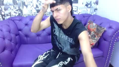 E T H A N  online show from 01-10-26, 07:26