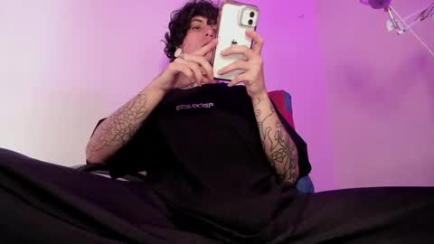 Ethan sykes online show from 10-30-25, 05:57