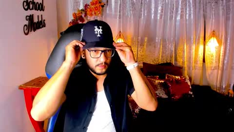 ethan w7 online show from 10-13-25, 08:09