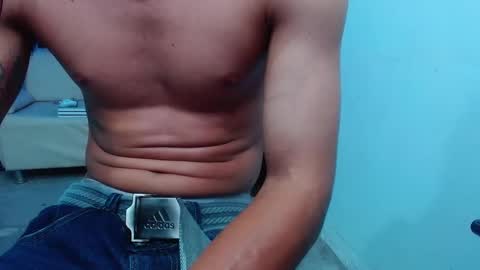 Snapshot of ethan_white_ chatting on 02-18-25, 03:10 ethan white online show from 02-18-25, 03:10