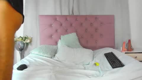 ethanblackwoodd online show from 10-22-25, 07:52