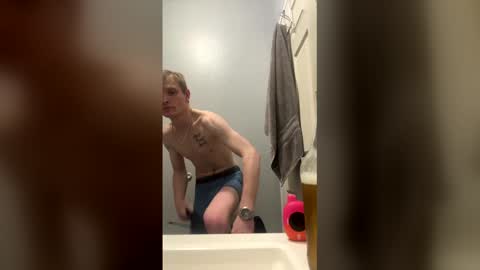 Snapshot of ethanbmx2001 chatting on 02-27-26, 05:40 ethanbmx2001 online show from 02-27-26, 05:40