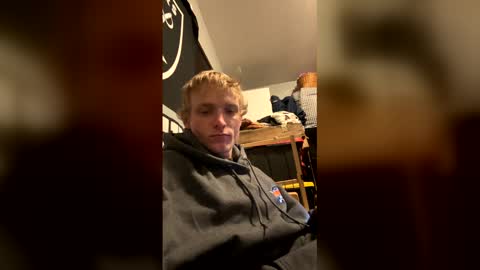 Snapshot of ethanbmx2001 chatting on 04-27-26, 10:35 ethanbmx2001 online show from 04-27-26, 10:35
