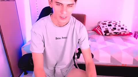 EthanColeeman online show from 09-09-25, 01:21