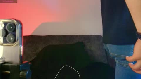 ethanconnor_ online show from 03-04-26, 11:49