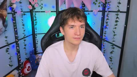 Ethan online show from 09-13-25, 06:02